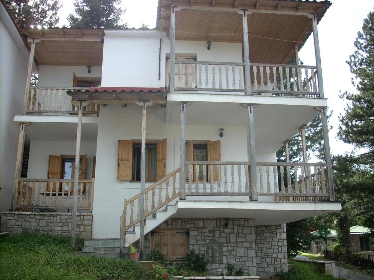 Lake Plastiras Maisonette